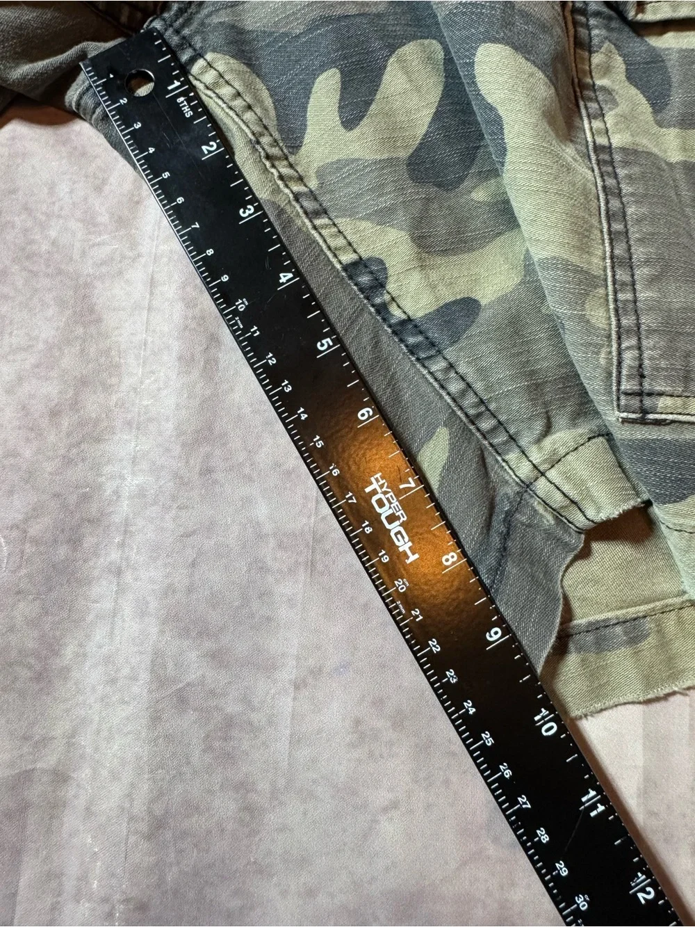 Levi Strauss Levis Mens Size 33 Camo Cargo Shorts Y2K Summer Outdoor 10” Inseam